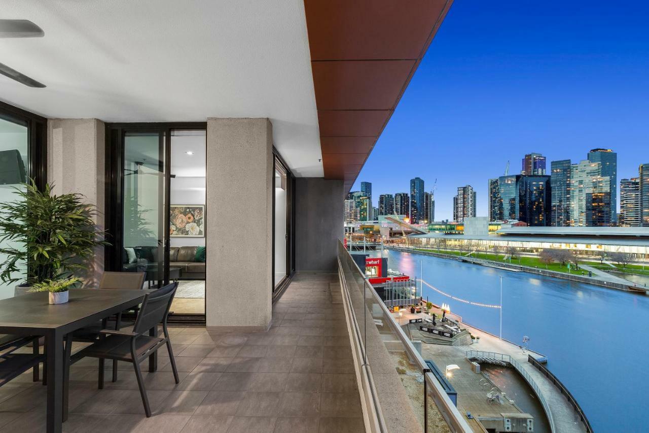 Melbourne Holiday Apartments Flinders Wharf Buitenkant foto